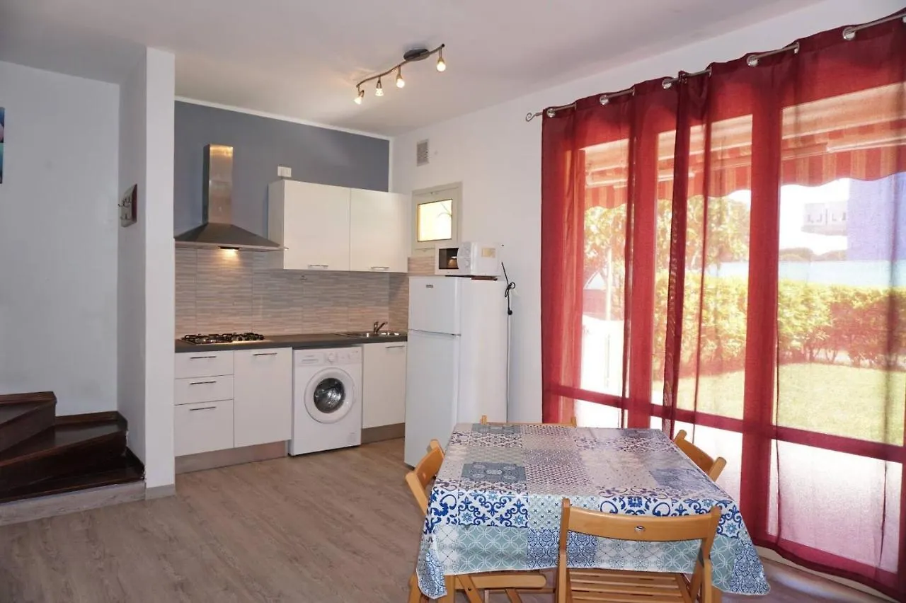 Spacious Villa With Private Garden And Shared Pool 포르토 산타 마게리타 디 카오를레